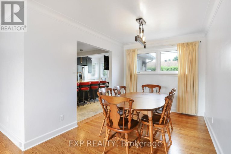 28625166/1382-fisher-avenue/city-viewskylinefisher-heightsparkwood-hills/ottawa/ontario/K2C1X1_10
