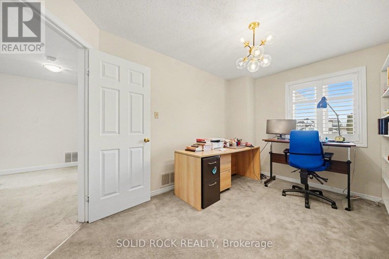 29618484/51-pemberton-crescent/manordale/ottawa/ontario/K2G4Y9_23