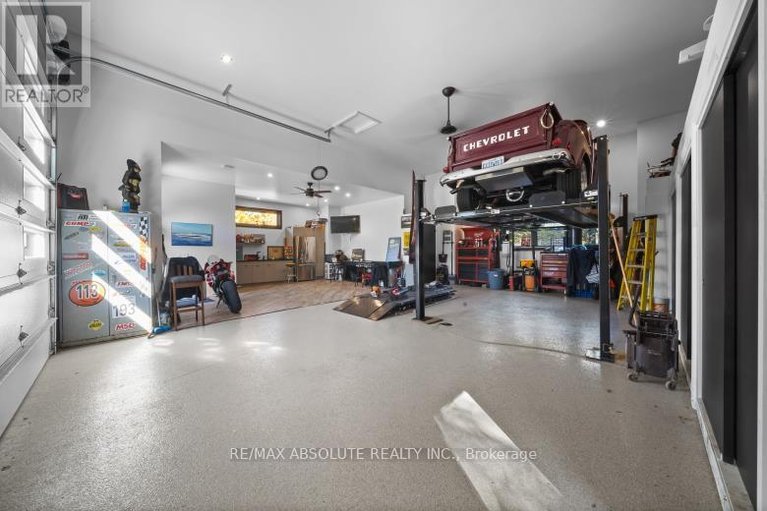 29569924/131-cherryhill-drive/huntley-ward-south-east/ottawa/ontario/K0A1L0_8