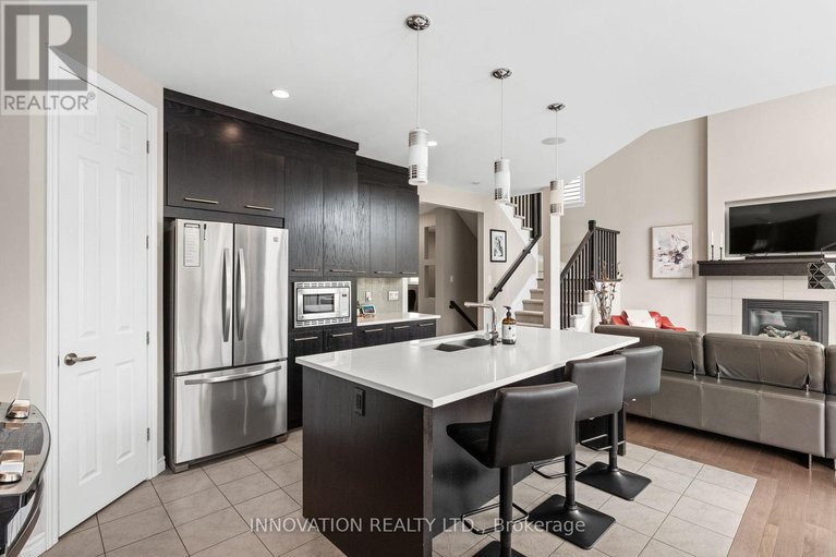28614643/239-balikun-heights/emerald-meadowstrailwest/ottawa/ontario/K2V0A4_14