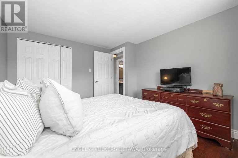 28923635/20-falk-avenue/knollsbrook/ottawa/ontario/K2J1L1_29