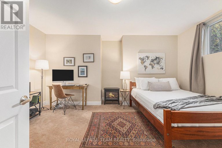 29046501/23-cypress-gardens/stittsville-south/ottawa/ontario/K2S1W6_30