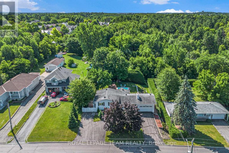 28576788/6870-edgar-brault-street/orleanssunridge/ottawa/ontario/K1C1L7_26
