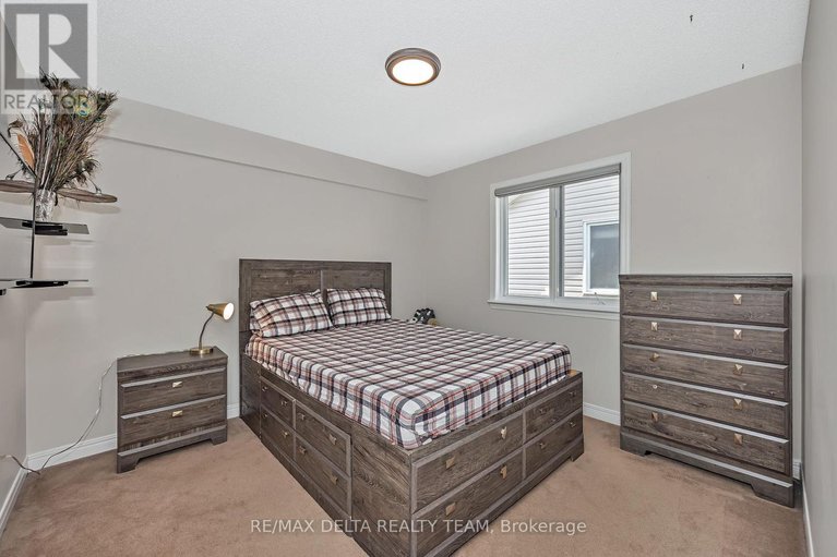 28589205/1922-lobelia-way/springridgeeast-village/ottawa/ontario/K4A4R1_21