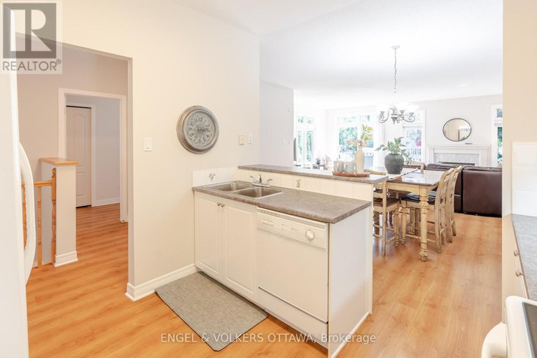 29045611/60-sable-run-drive/stittsville-central/ottawa/ontario/K2S1W7_27