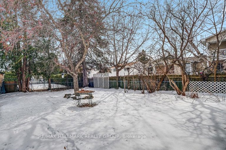 29514982/2185-bickerton-avenue/beacon-hill-north/ottawa/ontario/K1J6Y2_41