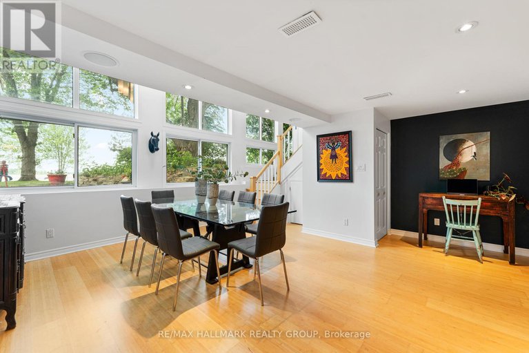 28652851/17-hastings-street/crystal-bayrocky-point/ottawa/ontario/K2H8C2_19
