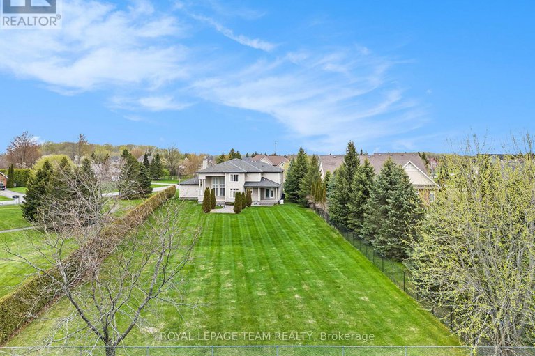 28654563/5386-mansel-crescent/manotick-village-manotick-estates/ottawa/ontario/K4M1L3_37