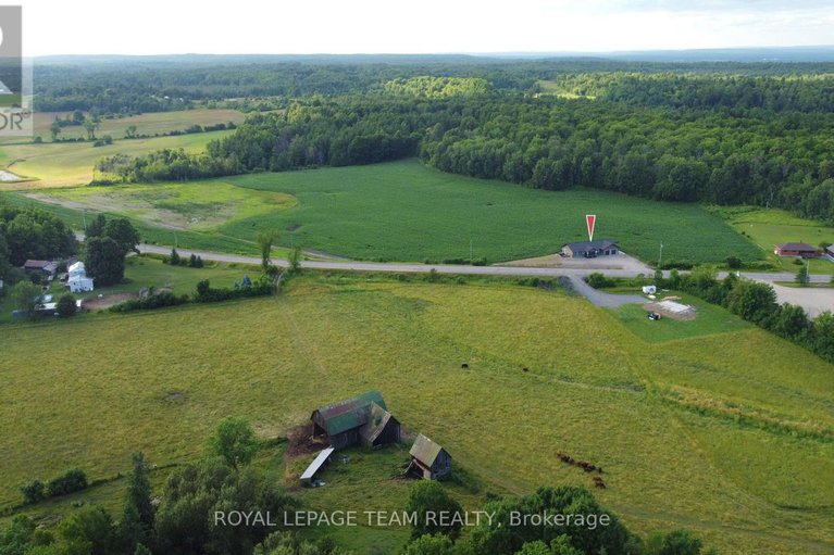 28622757/1016-castleford-road/horton-twp/horton/ontario/K7V3Z8_40