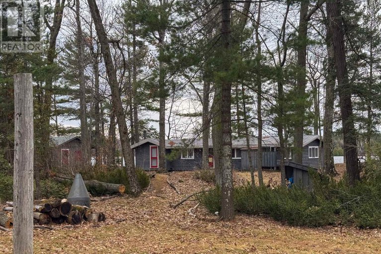28211239/101-fairclough-island/drummondnorth-elmsley-north-elmsley-twp/drummondnorth-elmsley/ontario/K7H3C7_22