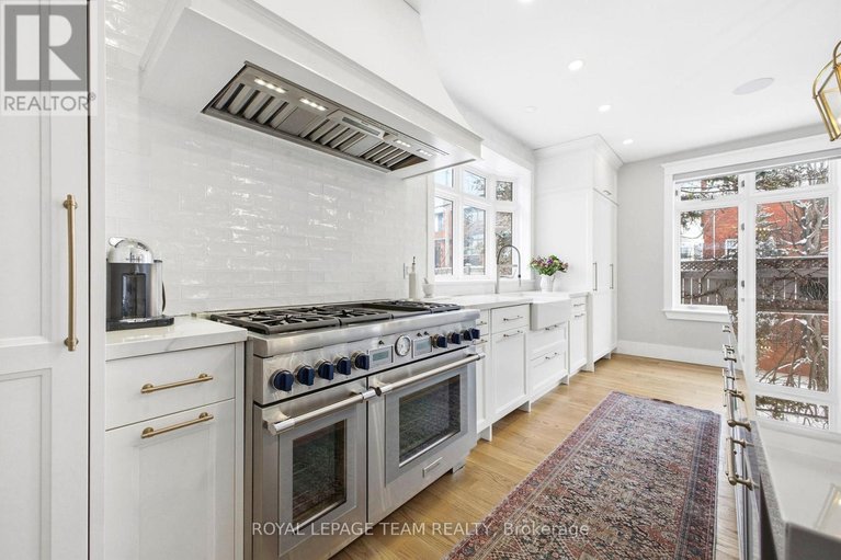 29616442/483-golden-avenue/mckellarhighland/ottawa/ontario/K2A2E4_5