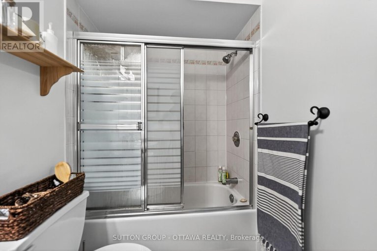 28992847/1473-launay-avenue/fallingbrookpineridge/ottawa/ontario/K4A3R9_26