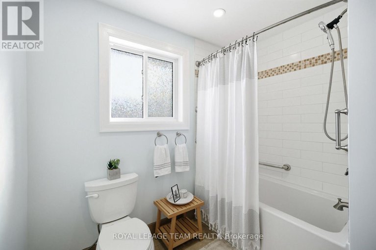 29268491/3246-elizabeth-street/osgoode/ottawa/ontario/K0A2W0_27