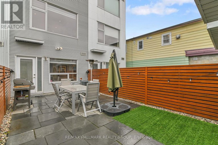 29070329/68g-stonehurst-avenue/mechanicsville/ottawa/ontario/K1Y1R5_32