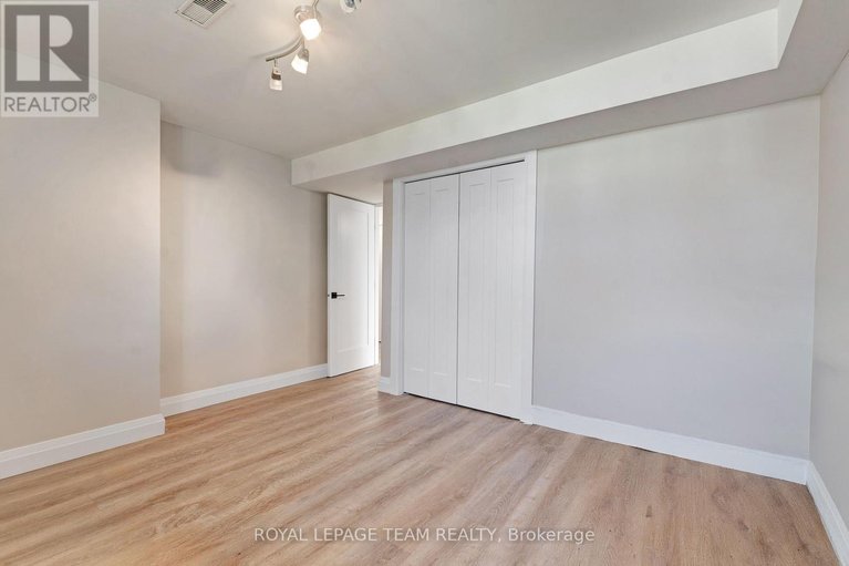 29655712/18-harmony-way/north-grenville-twp-kemptville-south/north-grenville/ontario/K0G1J0_37