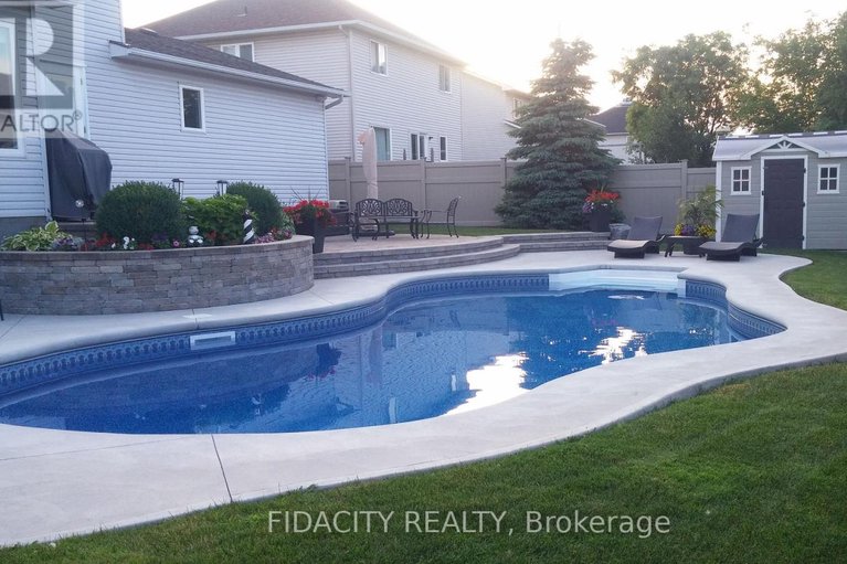 29601671/21-west-ridge-drive/stittsville-central/ottawa/ontario/K2S1S4_2