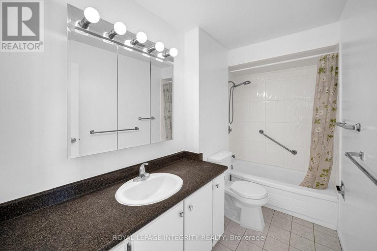 28993309/1010-20-chesterton-drive/borden-farmstewart-farmcarleton-heightsparkwood-hills/ottawa/ontario/K2E6Z7_28