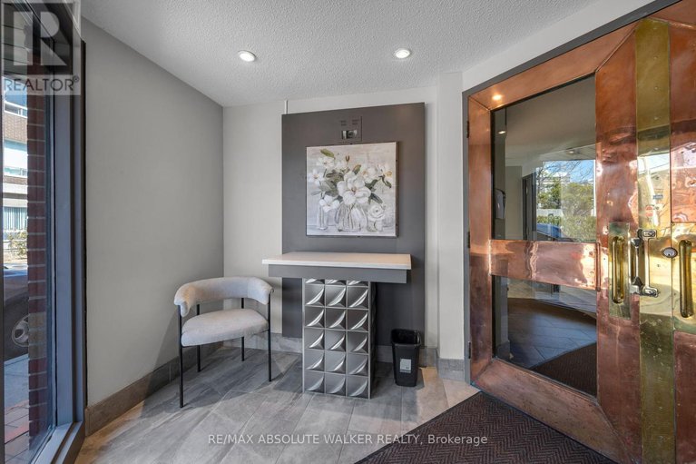 28184807/401-317-metcalfe-street/ottawa-centre/ottawa/ontario/K2P1S3_2