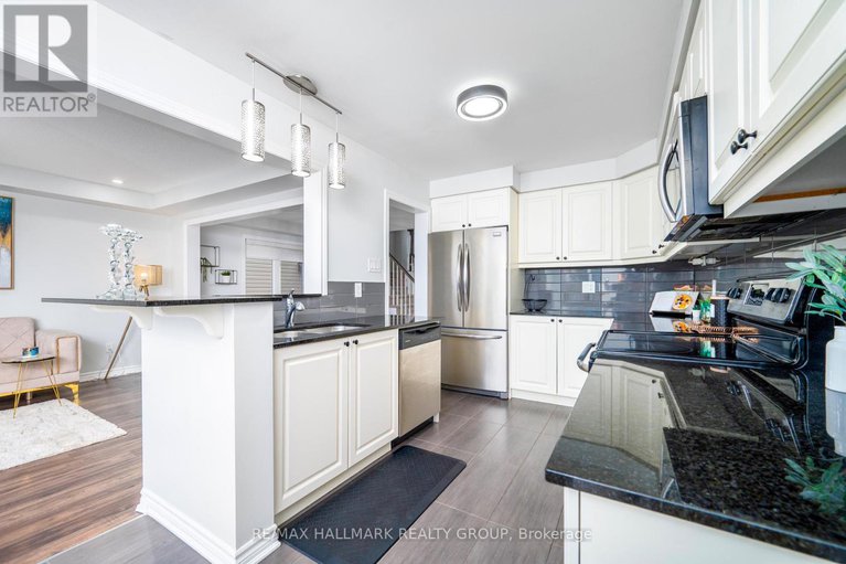 28543686/223-conifer-creek-circle/emerald-meadowstrailwest/ottawa/ontario/K2M0M2_12