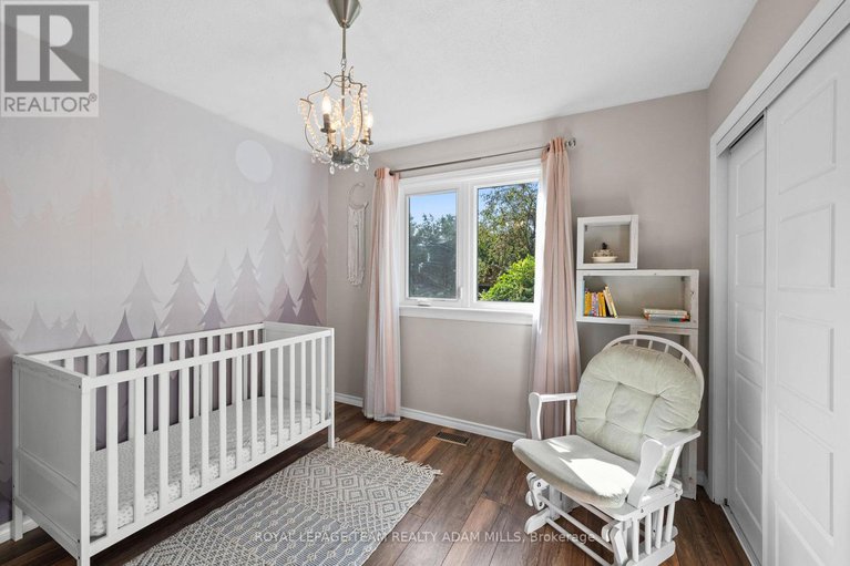 28834726/1095-boucher-crescent/manotick-south-to-roger-stevens/ottawa/ontario/K4M1B3_23