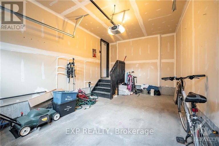 29086343/504-barholm-private/mer-bleuebradley-estatesanderson-park/ottawa/ontario/K4B1H9_28