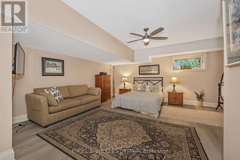 28739995/1836-whitemarsh-crescent/kanata-north-west/ottawa/ontario/K2W1B5_39