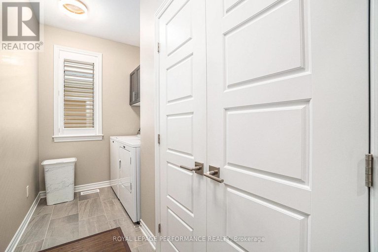 28336661/82-kayenta-street/remainder-of-stittsville-area/ottawa/ontario/K2S2K7_28
