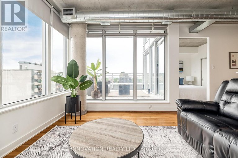 28532555/716-354-gladstone-avenue/ottawa-centre/ottawa/ontario/K2P0R4_17