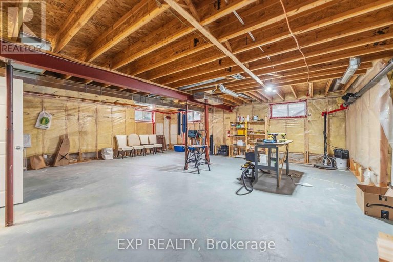 29660876/5655-mahogany-harbour-lane/manotick-south-to-roger-stevens/ottawa/ontario/K4M1K9_16