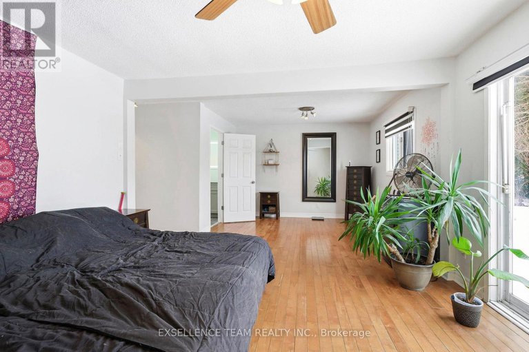 29386895/103-st-george-street-w/alexandria/north-glengarry/ontario/K0C1A0_14