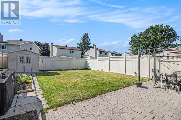 28564985/848-borland-drive/chatelaine-village/ottawa/ontario/K1E1X5_20