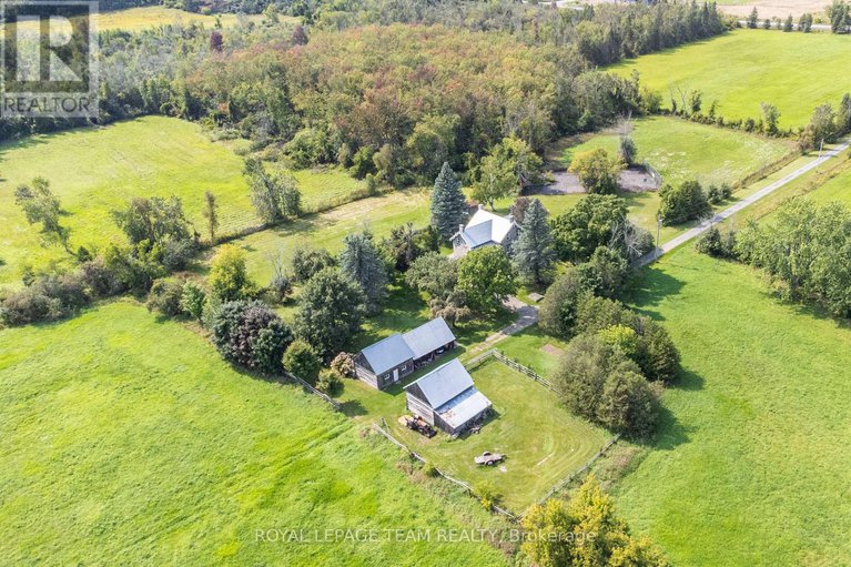 28658646/8202-flewellyn-road/remainder-of-stittsville-area/ottawa/ontario/K0A1B0_32