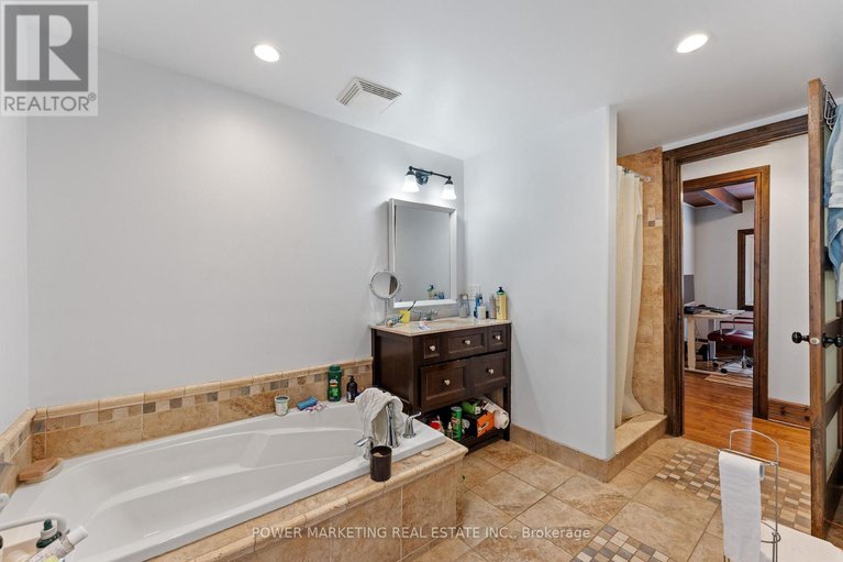 29253195/6030-bank-street/greely/ottawa/ontario/K4P1N3_14