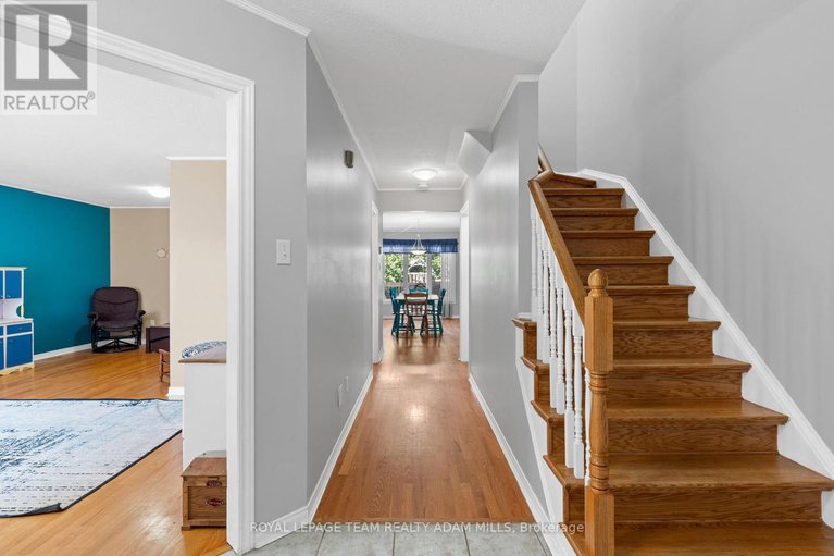 28573380/607-tourelle-drive/fallingbrookgardenway-south/ottawa/ontario/K4A3H5_6
