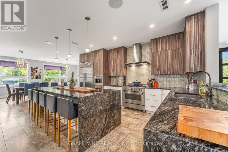 28576605/315-crestview-road/alta-vistafaircrest-heights/ottawa/ontario/K1H5G4_15