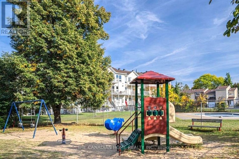 29582363/1672-locksley-lane/beaconwood/ottawa/ontario/K1J1B6_29