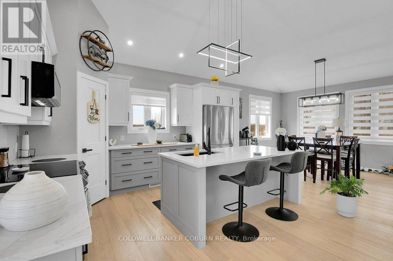 29651494/12340-forest-road/south-dundas-williamsburgh-twp/south-dundas/ontario/K0C2H0_12