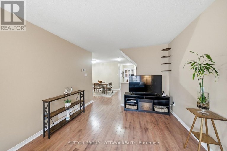 29623978/814-nesting-way/fallingbrookgardenway-south/ottawa/ontario/K4A3X2_11