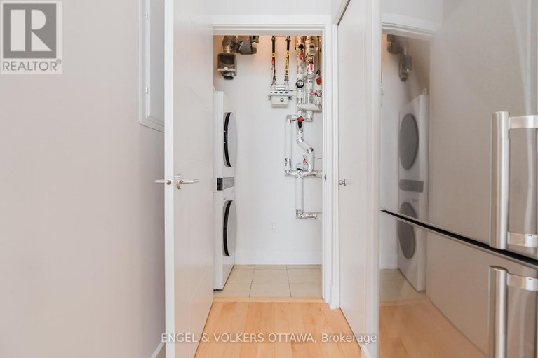 29676992/207-197-lisgar-street/ottawa-centre/ottawa/ontario/K2P0C3_22