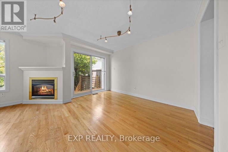 28648911/1959-ranchwood-way/chapel-hill/ottawa/ontario/K1C7L7_12