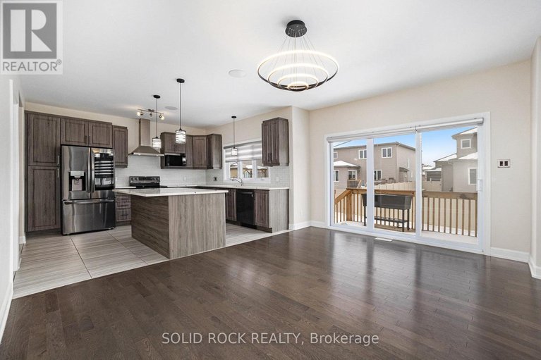 29104638/524-lucent-street/village-of-russell/russell/ontario/K4R0G3_11