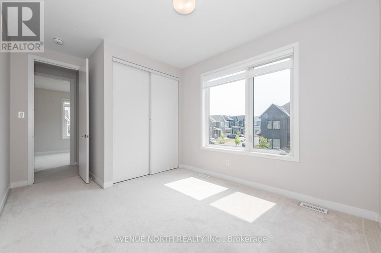 28712242/161-rugosa-street/half-moon-bay/ottawa/ontario/K2J6X4_15