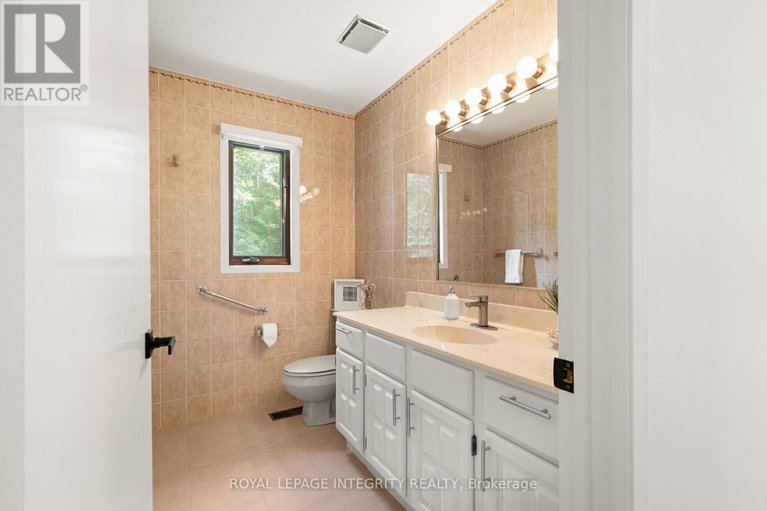 28625169/108-margaret-anne-drive/huntley-ward-south-east/ottawa/ontario/K0A1L0_21