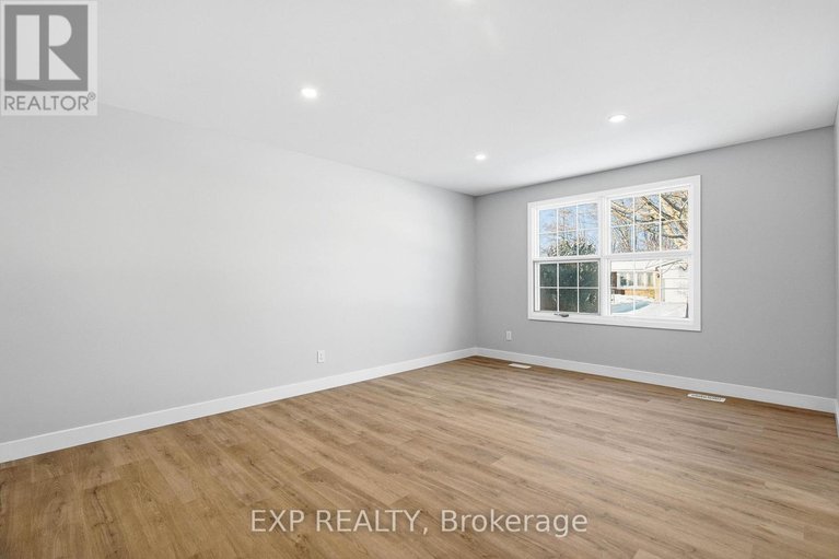 29533055/2158-fillmore-crescent/beacon-hill-north/ottawa/ontario/K1J6A4_3