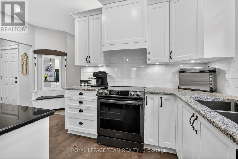 29480858/98-kayenta-street/remainder-of-stittsville-area/ottawa/ontario/K2S2K9_22
