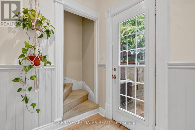 28967487/31-fourth-avenue/glebe/ottawa/ontario/K1S2L1_18