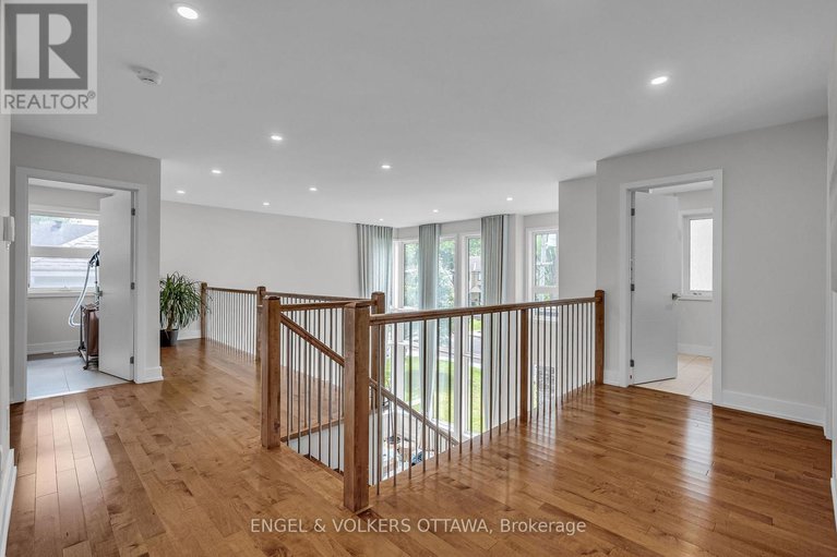 27931085/231-daniel-avenue/ottawa-westtunneys-pasture/ottawa/ontario/K1Y0C7_34