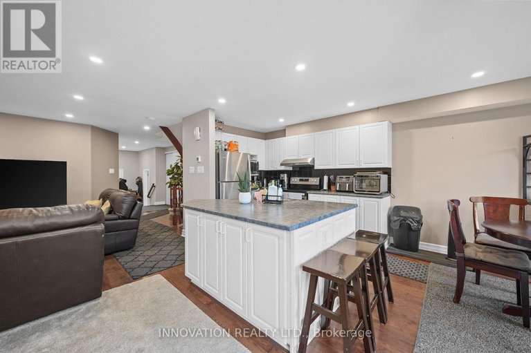 29615083/1287-klondike-road/morgans-grantsouth-march/ottawa/ontario/K2W1E2_11