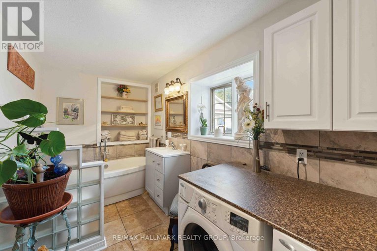 28534740/431-blake-boulevard/vanier/ottawa/ontario/K1K1A9_20