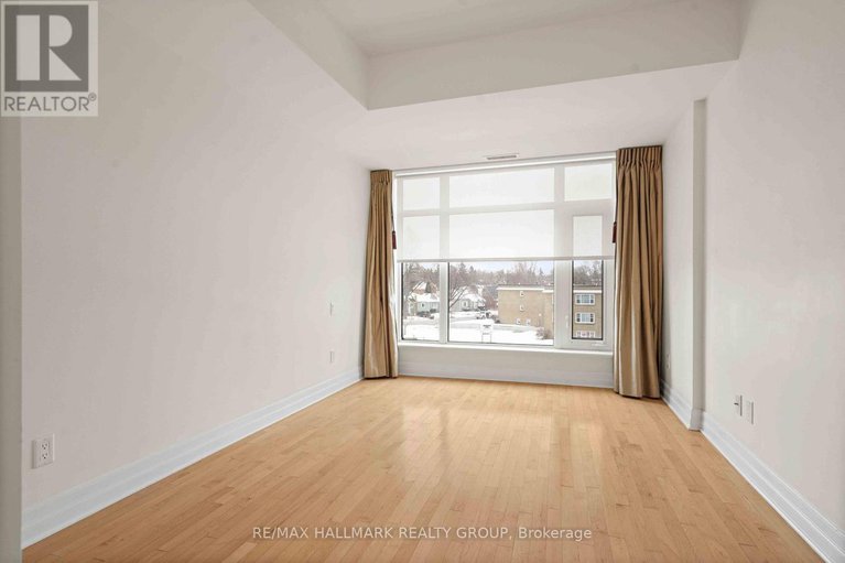 29173937/302-75-cleary-avenue/woodroffe/ottawa/ontario/K2A1R8_20